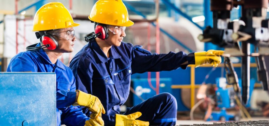 Importance of calculating labor hours in manufacturing production